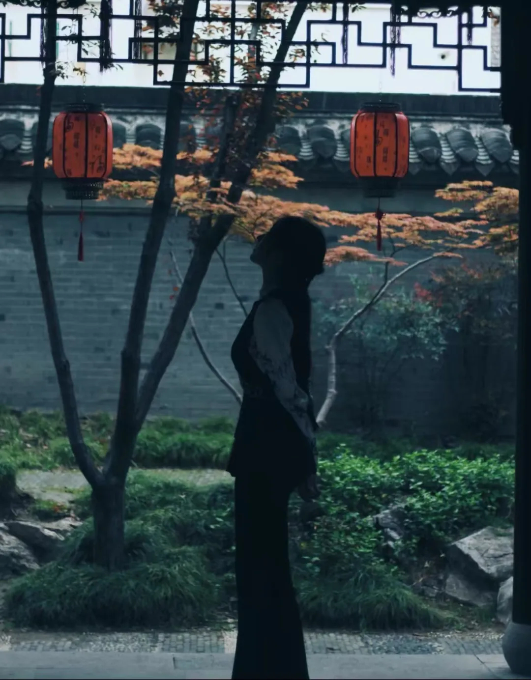 DƬ