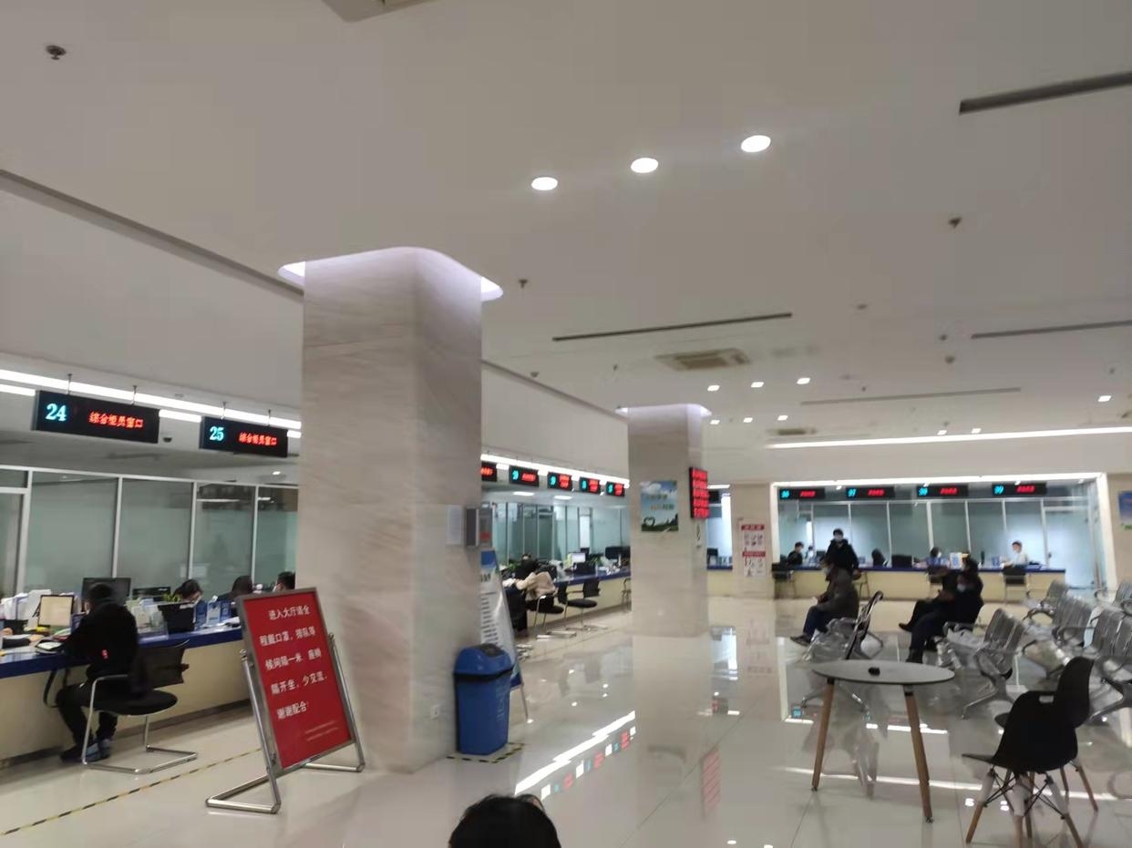 泰州市實(shí)現(xiàn)省內(nèi)“免申轉(zhuǎn)、秒辦結(jié)”——醫(yī)保轉(zhuǎn)移告別“兩地跑”