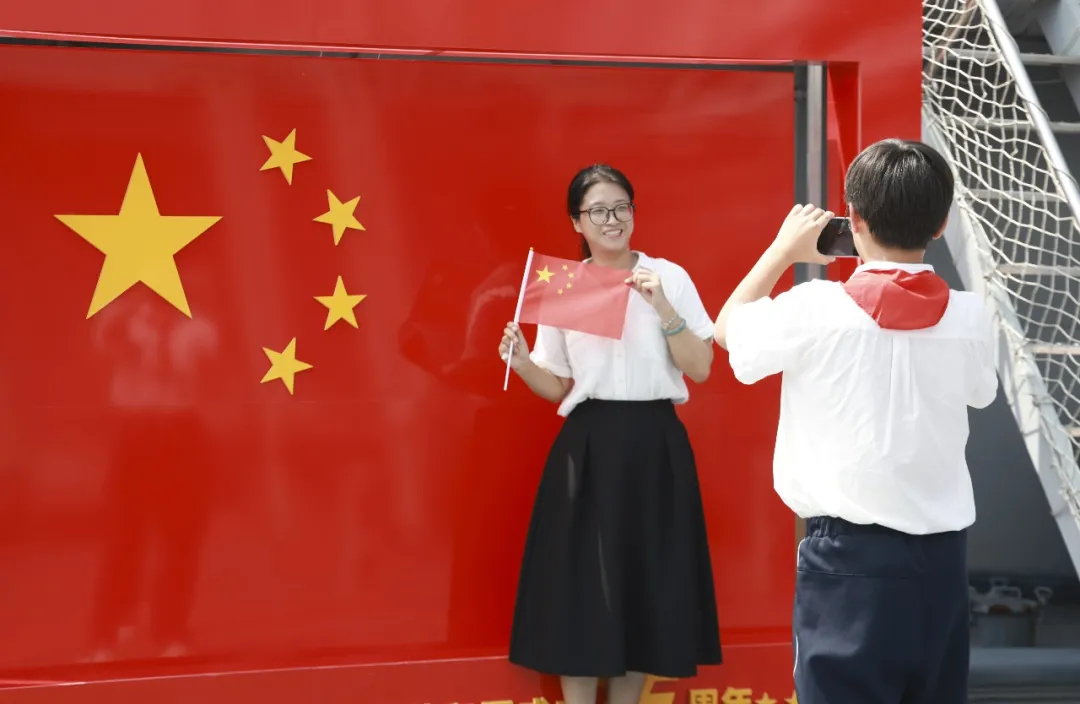 Ͻ̩֡ɽ@̩@6(g)طͻȻt͸ˣ