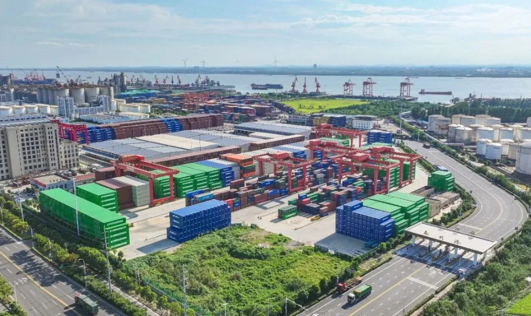 历史最高记录!44822标箱