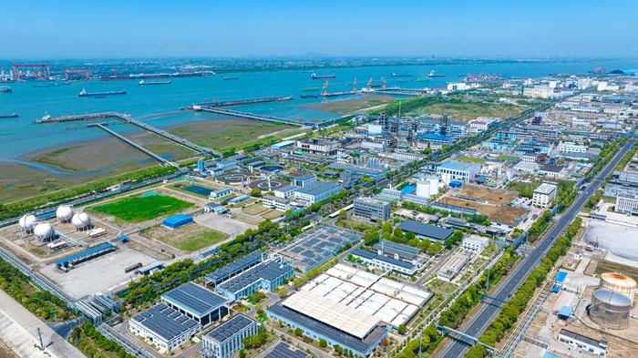 航拍泰興經(jīng)濟(jì)開(kāi)發(fā)區(qū)。泰興經(jīng)濟(jì)開(kāi)發(fā)區(qū)供圖
